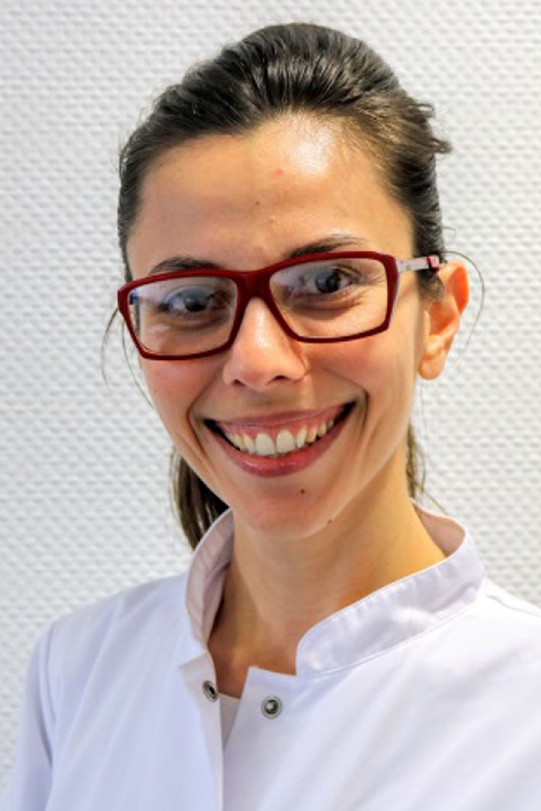 Angela Recchia, Assistenzärztin